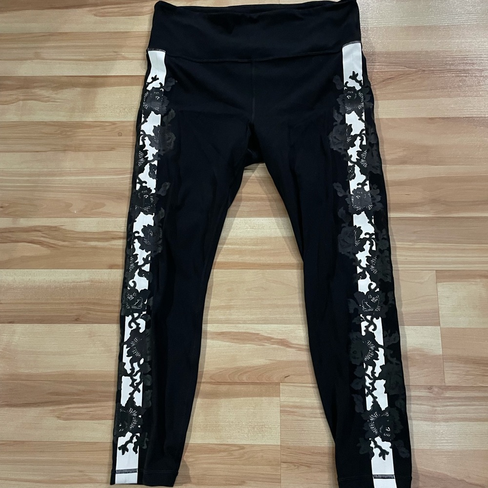 Athleta Elation Rose Stripe Leggings Sz. L